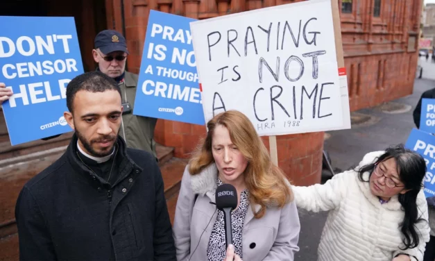 British Woman, Priest Acquitted of Charges for Praying Outside Abortion Clinic