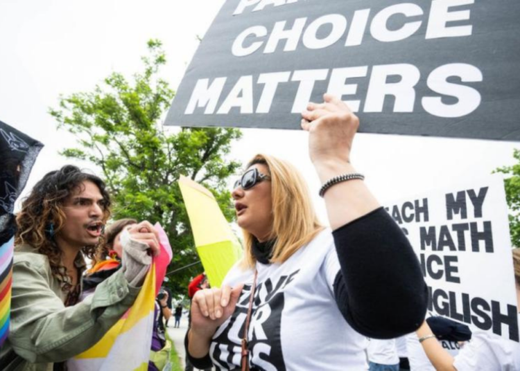 Ottawa parents rally against LGBTQ content in Canadian schools