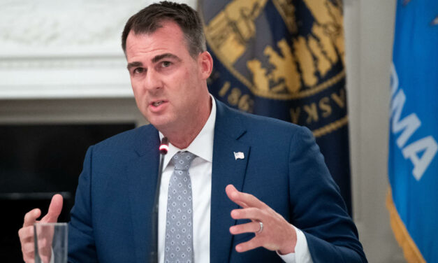 This pro-life governor just launched an all-in-one pregnancy resource website