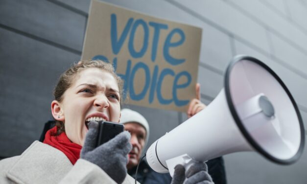 Americans wrestle with definition of abortion