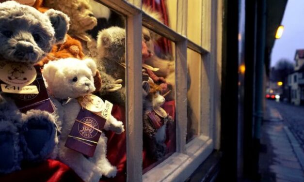 California Mandates ‘Gender-Neutral’ Toy Sections in Department Stores