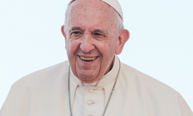 Pope Francis proposes universal ban on surrogacy