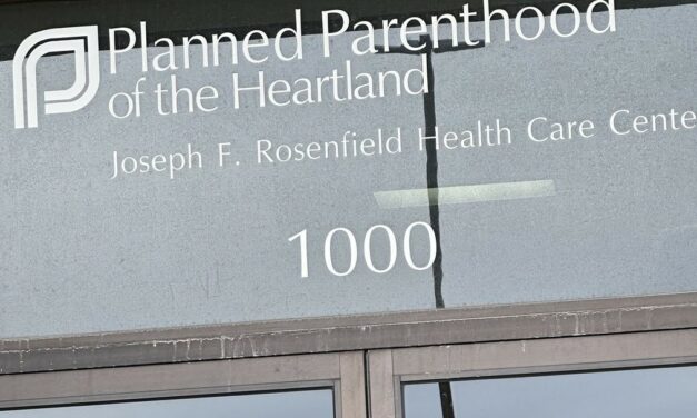 Iowa pro-lifers celebrate closing of largest abortion center in state capital