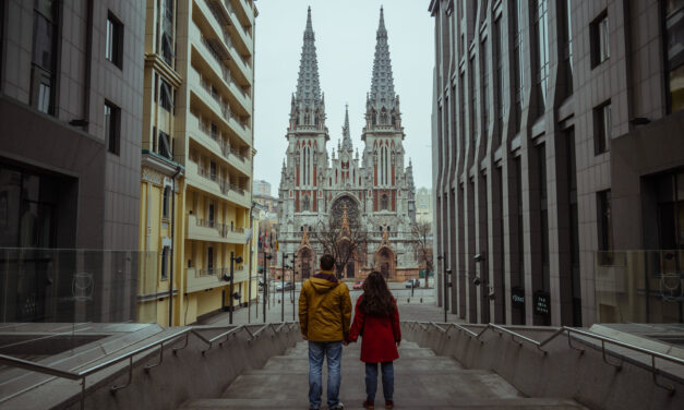 Want to Slash Your Risk for Divorce? Start Going to Church