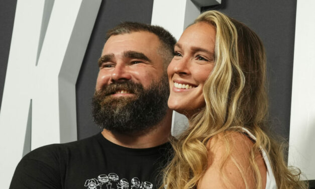 Jason Kelce’s Retirement Speech Emphasizes Value of Marriage, Family