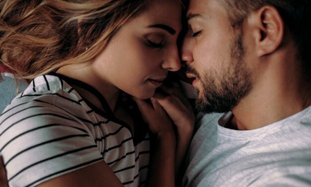 My Partner Told Me He Wanted to Ditch Porn, Here’s How I Chose to Support Him Through Recovery