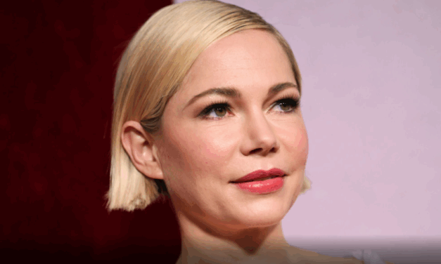 Is Michelle Williams still implying that women must choose between children and career?