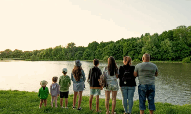 Men Are in Trouble. Maybe Fatherhood and Bigger Families Are a Solution