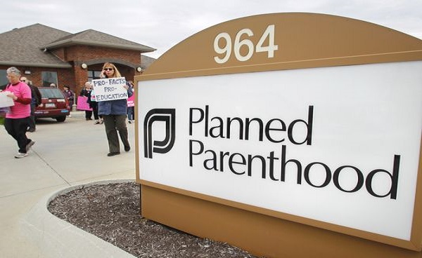 Planned Parenthood makes around $450 million in states with abortion restrictions: report