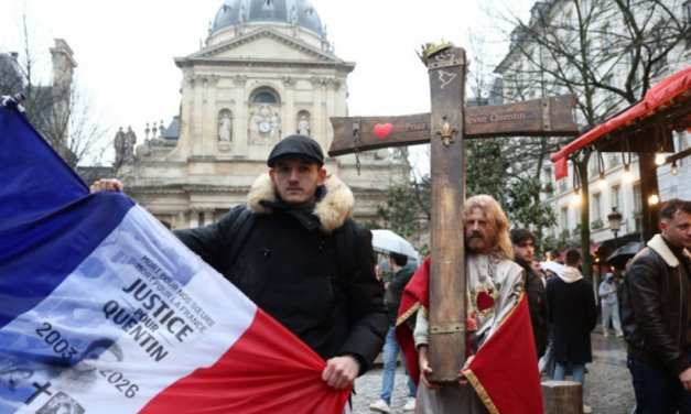 French nationalist beaten to death by Antifa while defending group of women