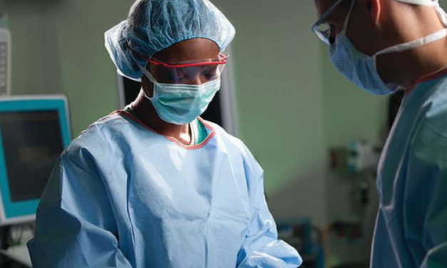 Top plastic surgeon disavows transgender surgeries on minors