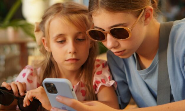 EU Experts Begin Work on Potential Social Media Age Restrictions