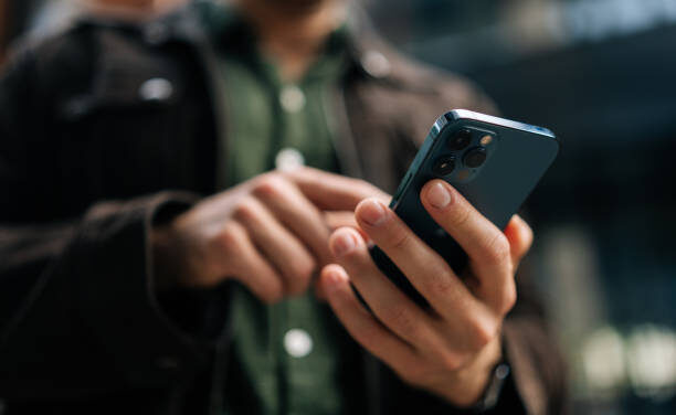 Vatican official to Catholic journalists: Be ‘disciples before influencers’