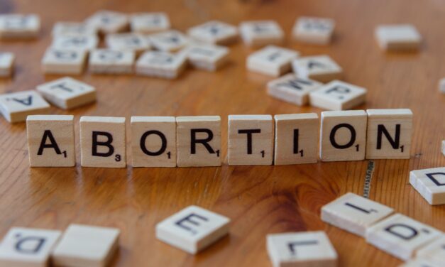 Watchdog group flags safety concerns at Colorado abortion clinics after death of teenager